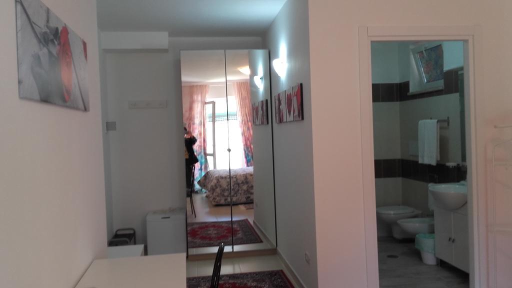 Le Tre Rose Bed & Breakfast Casamassima Bagian luar foto