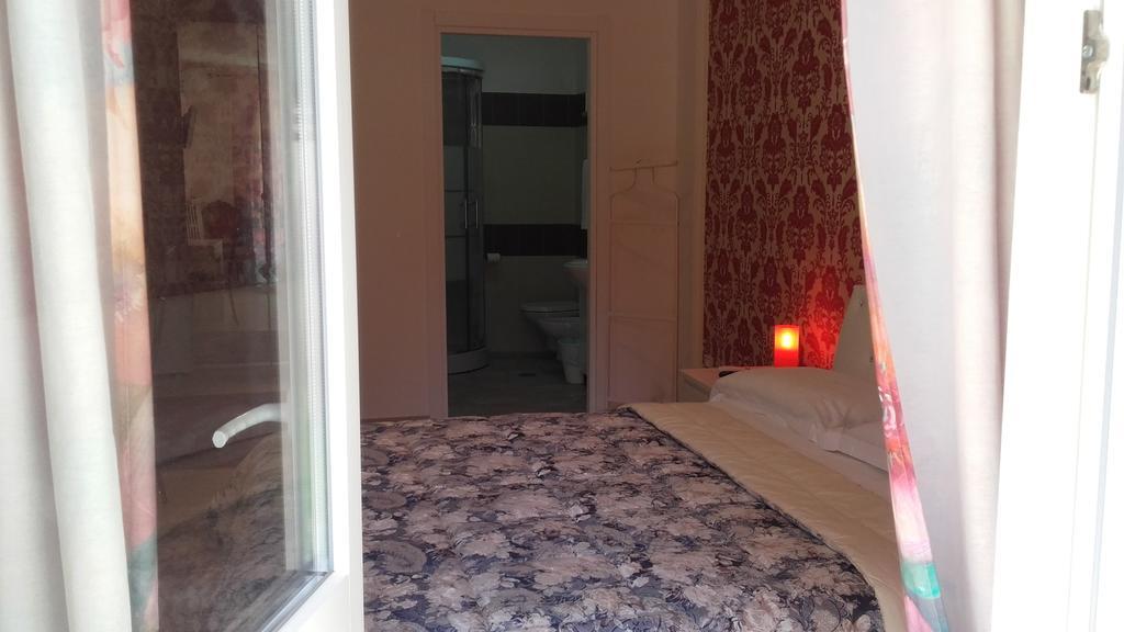 Le Tre Rose Bed & Breakfast Casamassima Bagian luar foto