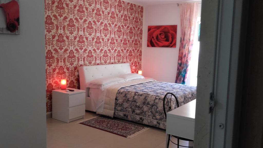 Le Tre Rose Bed & Breakfast Casamassima Bagian luar foto