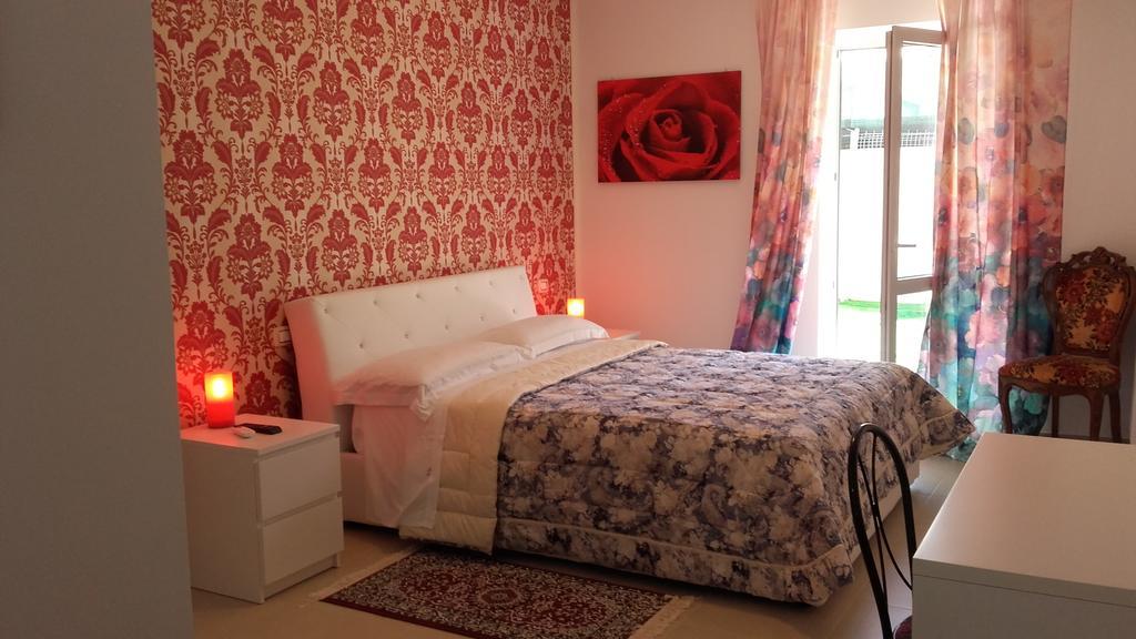 Le Tre Rose Bed & Breakfast Casamassima Bagian luar foto