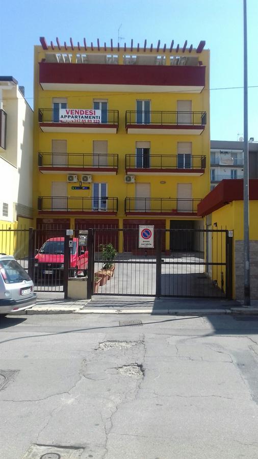 Le Tre Rose Bed & Breakfast Casamassima Bagian luar foto